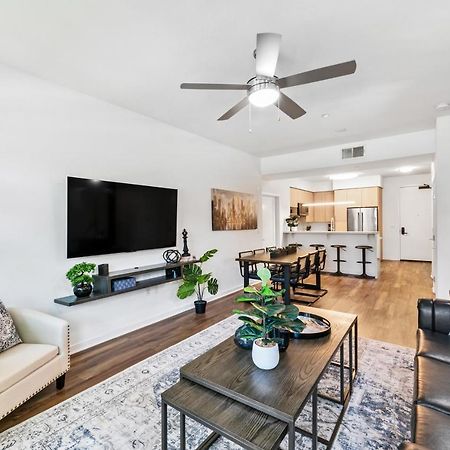Beverly Grove Chic City Oasis 2 Bedroom Apt With Den 138 ลอสแอนเจลิส ภายนอก รูปภาพ