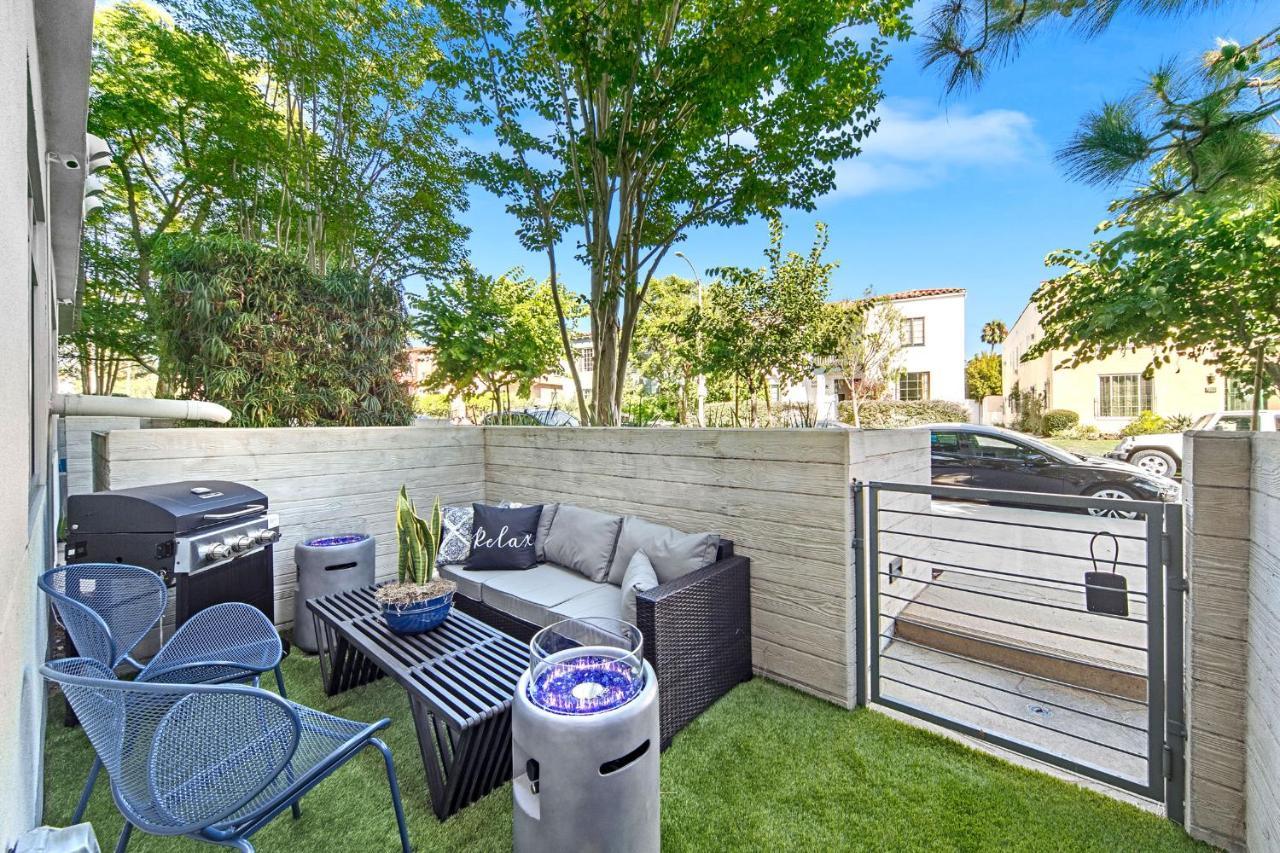 Beverly Grove Chic City Oasis 2 Bedroom Apt With Den 138 ลอสแอนเจลิส ภายนอก รูปภาพ