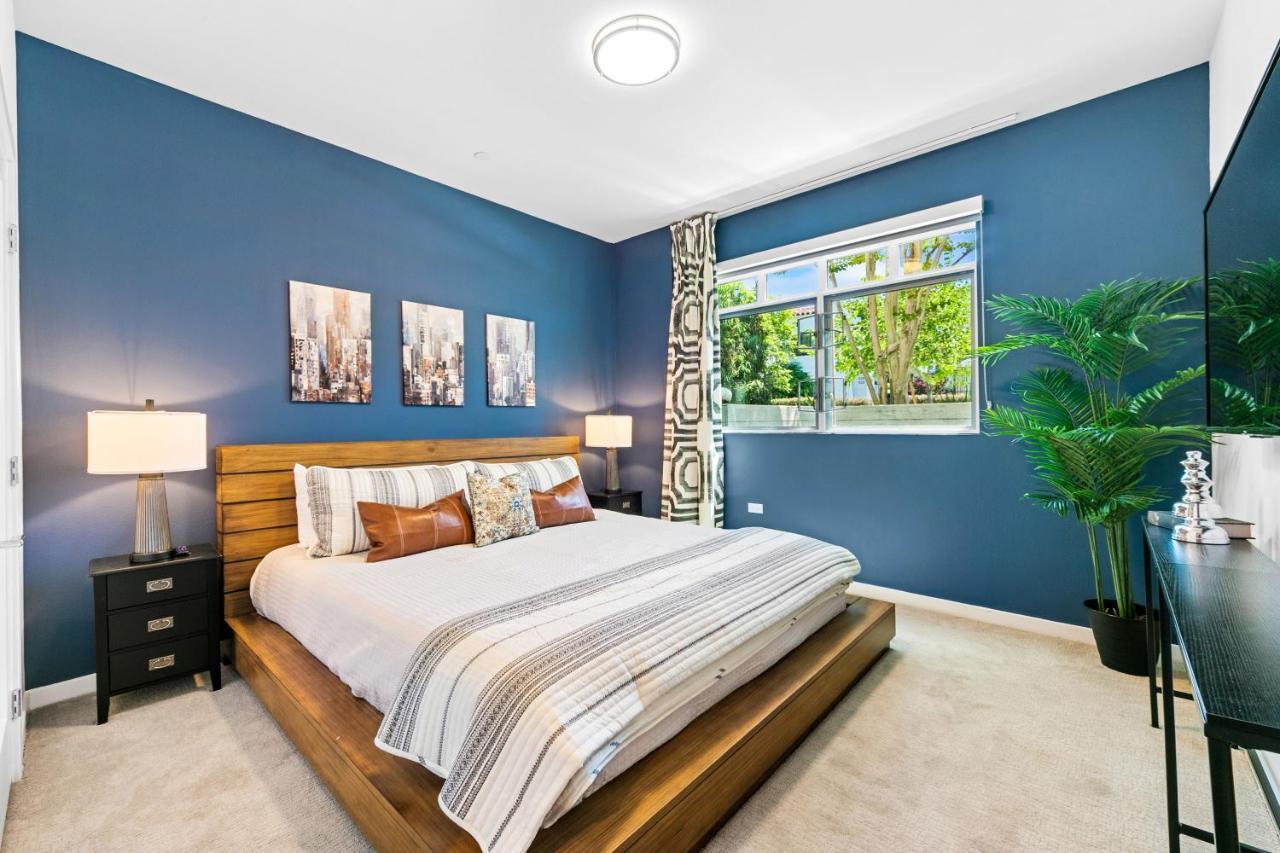 Beverly Grove Chic City Oasis 2 Bedroom Apt With Den 138 ลอสแอนเจลิส ภายนอก รูปภาพ